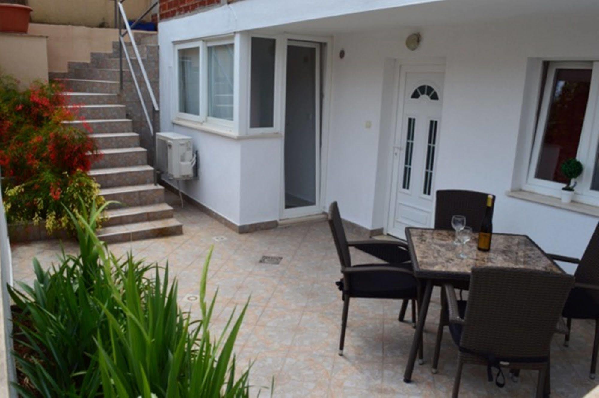 Guesthouse Anna Dubrovnik Bagian luar foto